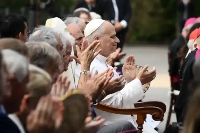 Foto della puntata del 29 luglio 2026: Giovani da Uganda e Terra Santa a Castel Gandolfo: “La pace regni nelle vostre case”