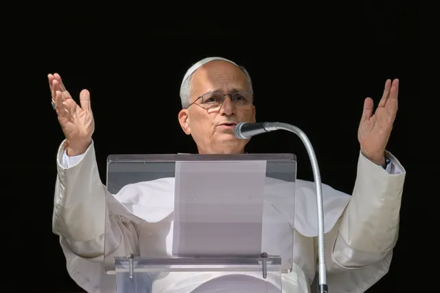 Foto della puntata del 25 ottobre 2026: All’Angelus: “Non si può amare a comando”. Appello per lo Yemen e preghiera per le vittime in Giordania
